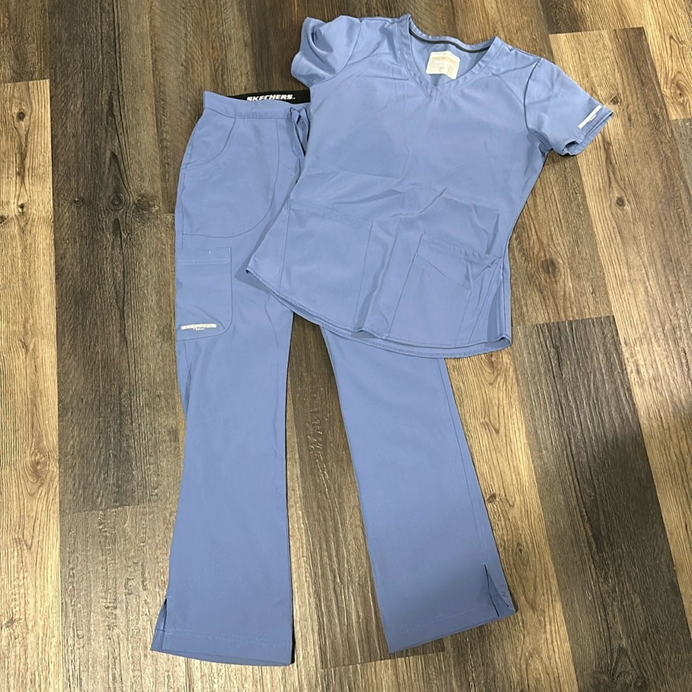 Women’s Scrub Set